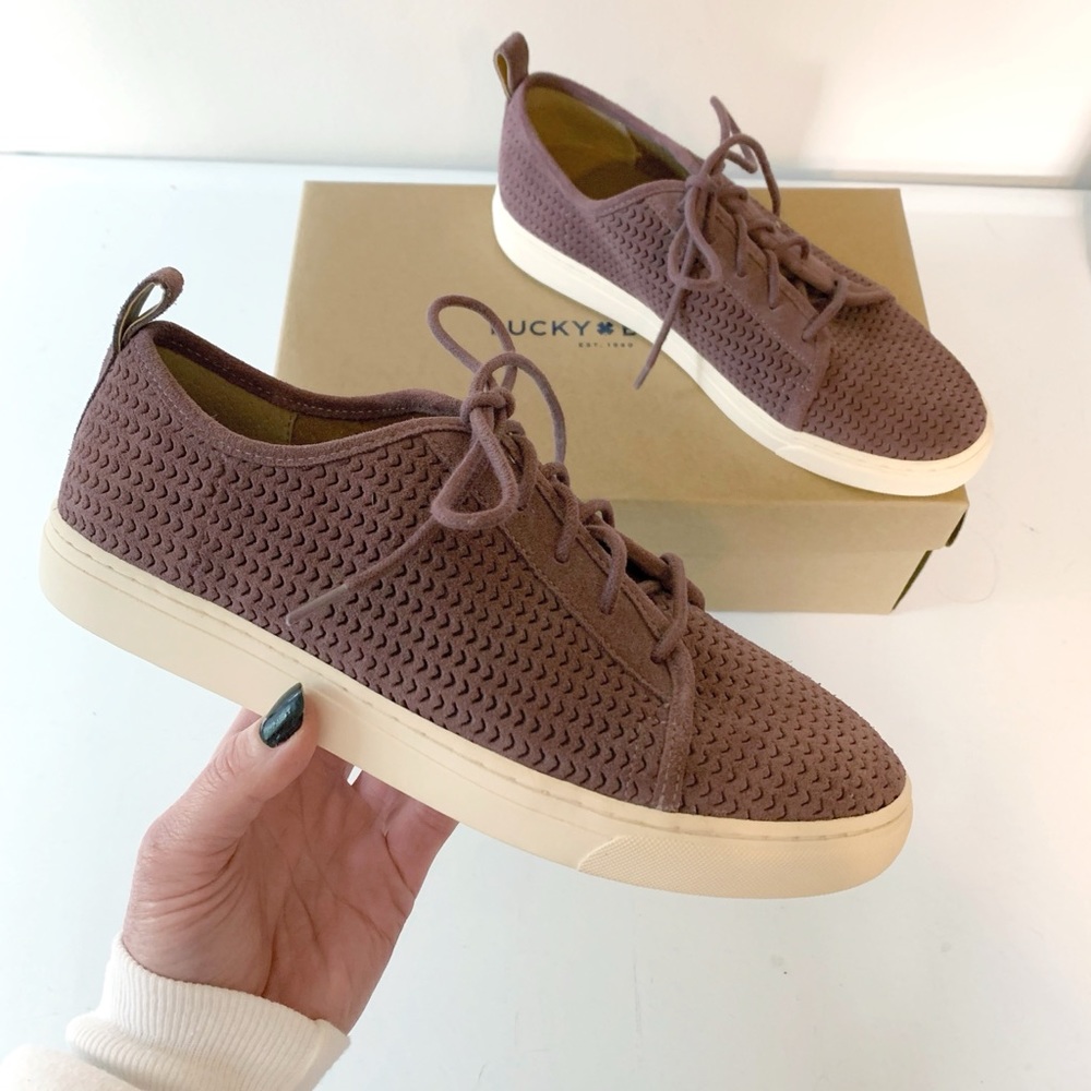 NEW Lucky Brand Lawove Purple Leather Sneakers Shoes 8.5